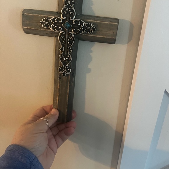 10” distressed wood cross teal rock wall hang decor Rustic home - Picture 4 of 4